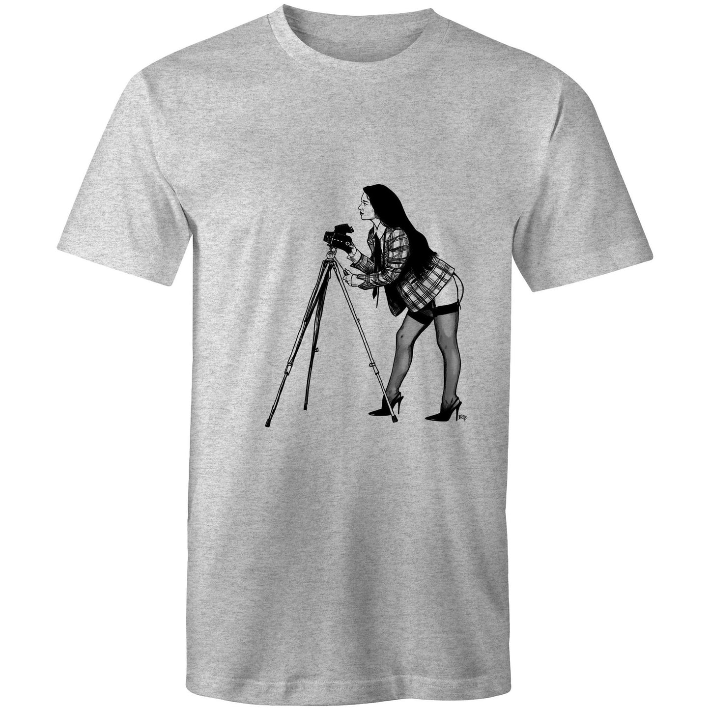 Mikey Madison - Mens T-Shirt