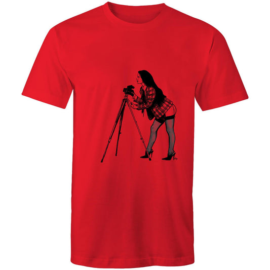Mikey Madison - Mens T-Shirt